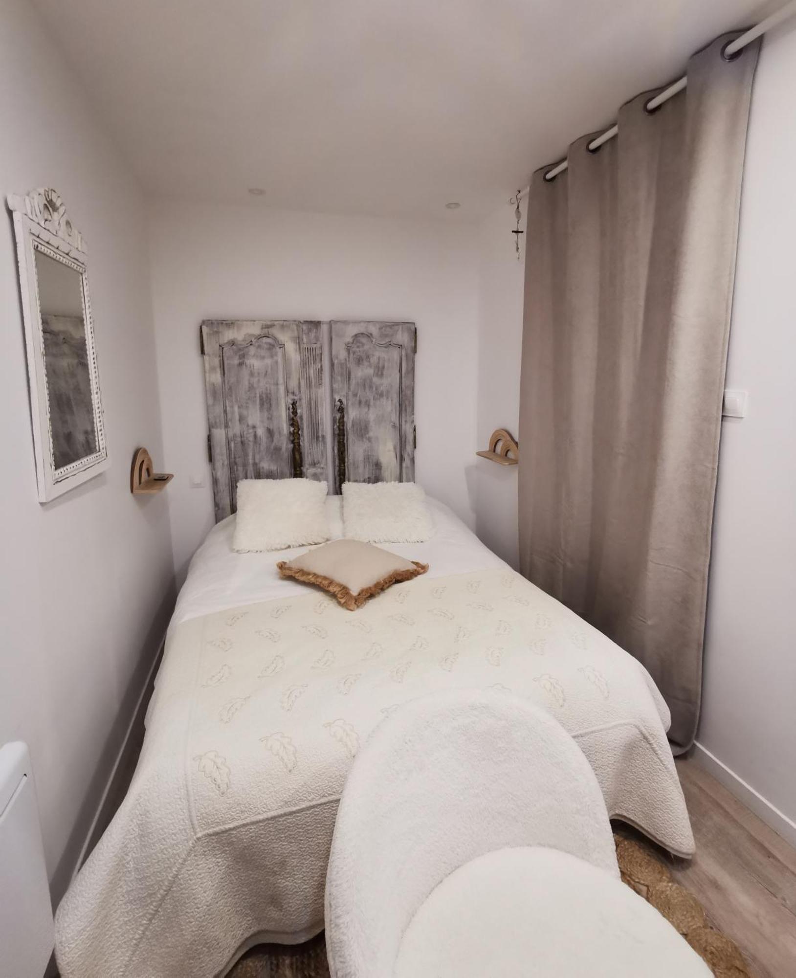Au Poeme Du Chene, Logement Independant, Calme, Parking Gratuit Basse-Goulaine Екстериор снимка